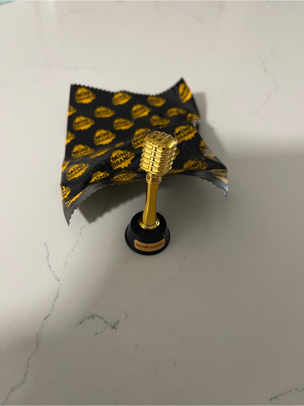 ZURU Mini Vinyl-Golden Microphone
